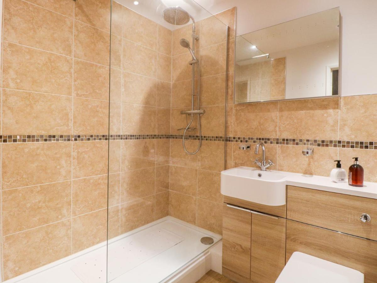 Villa 17 Fewster Way York Esterno foto