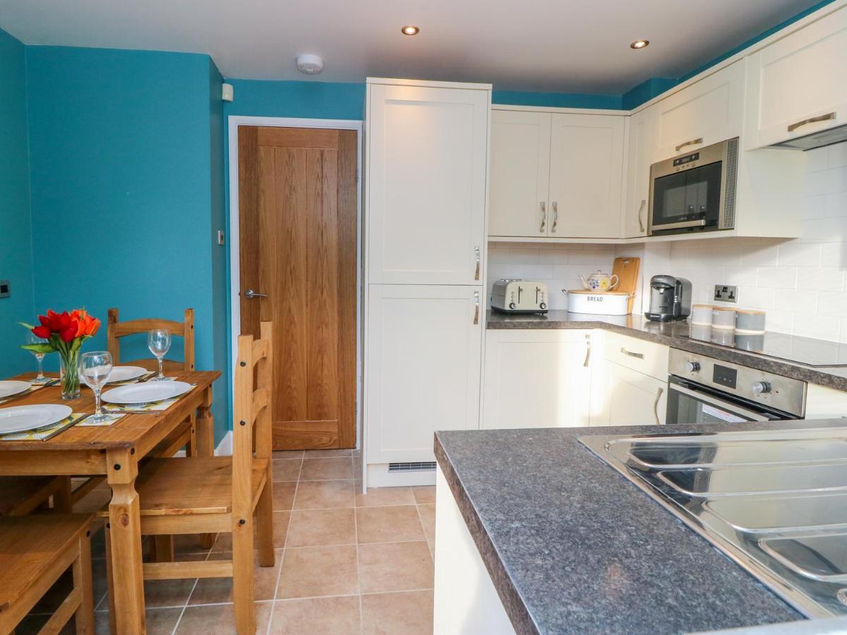 Villa 17 Fewster Way York Esterno foto